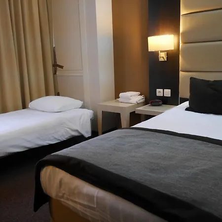 Western Centre Hotel 3*